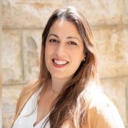 תמונת פנים של קים סיגל פולקמן